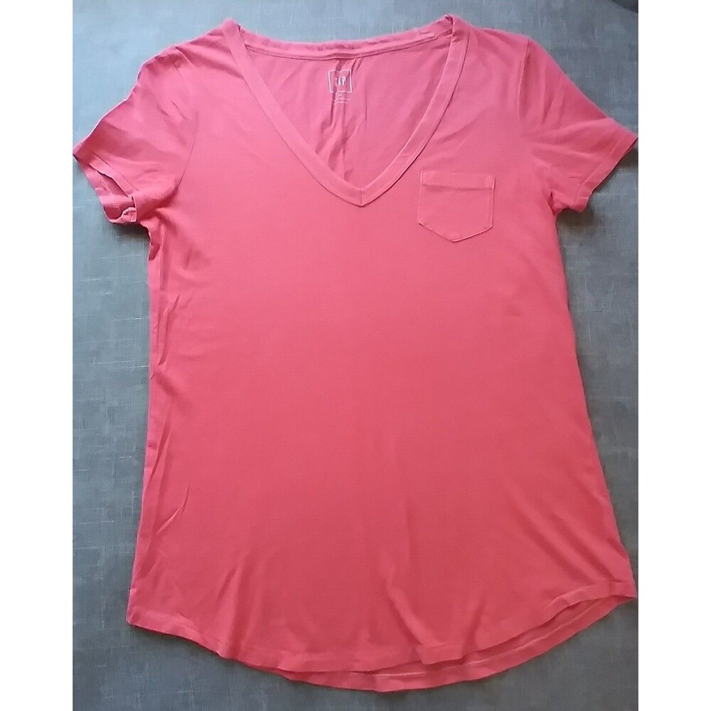 Gap Coral Pink V-neck Basic Cotton T-shirt Front Patch Pocket Size XS Classic